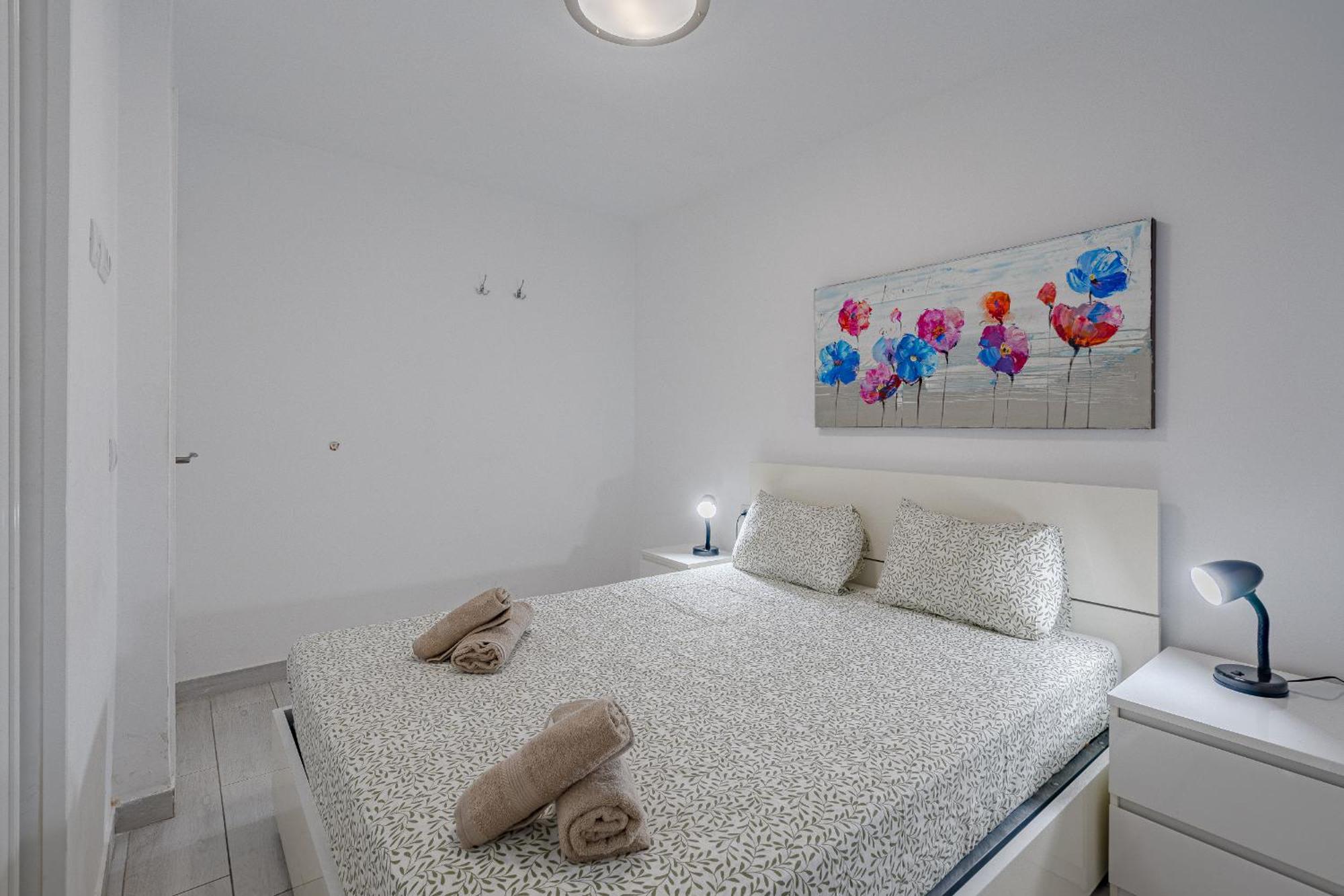 Un Dormitorio En Playa De Las Americas Costa Adeje  Exterior foto