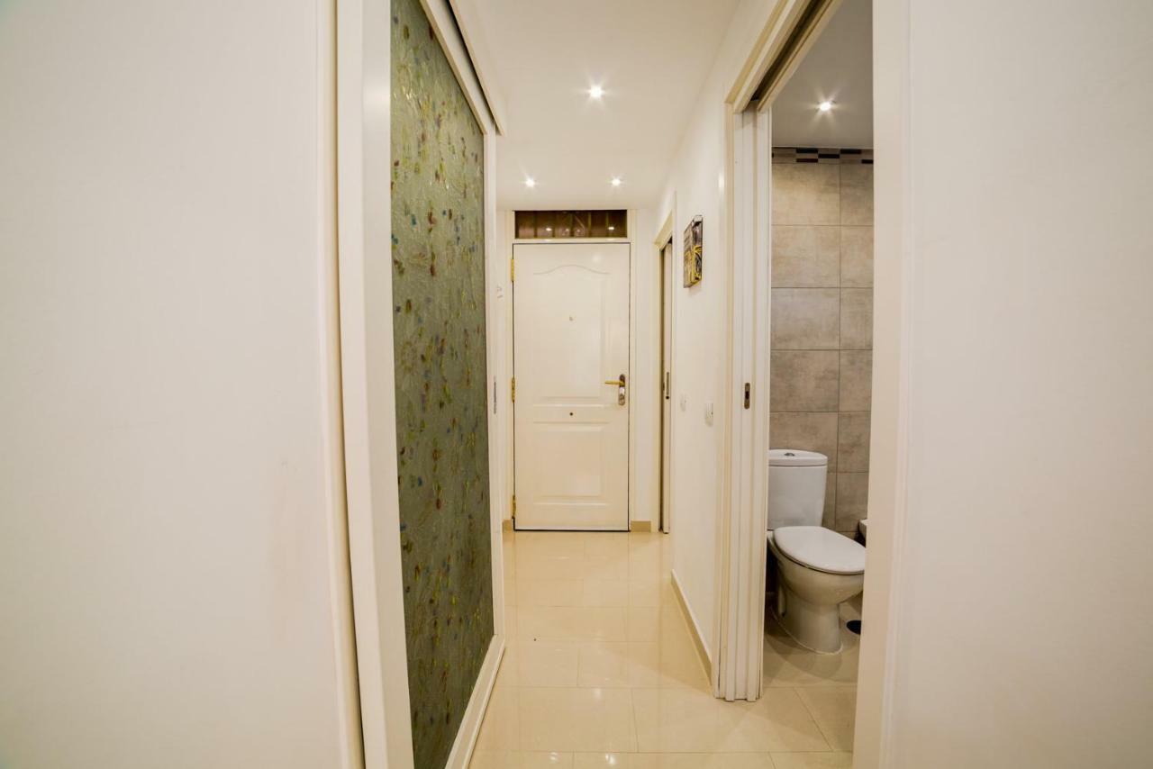 Un Dormitorio En Playa De Las Americas Costa Adeje  Exterior foto